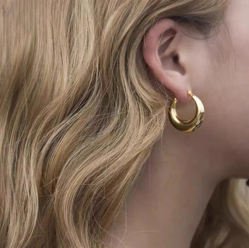 עגיל חישוק קלאסי