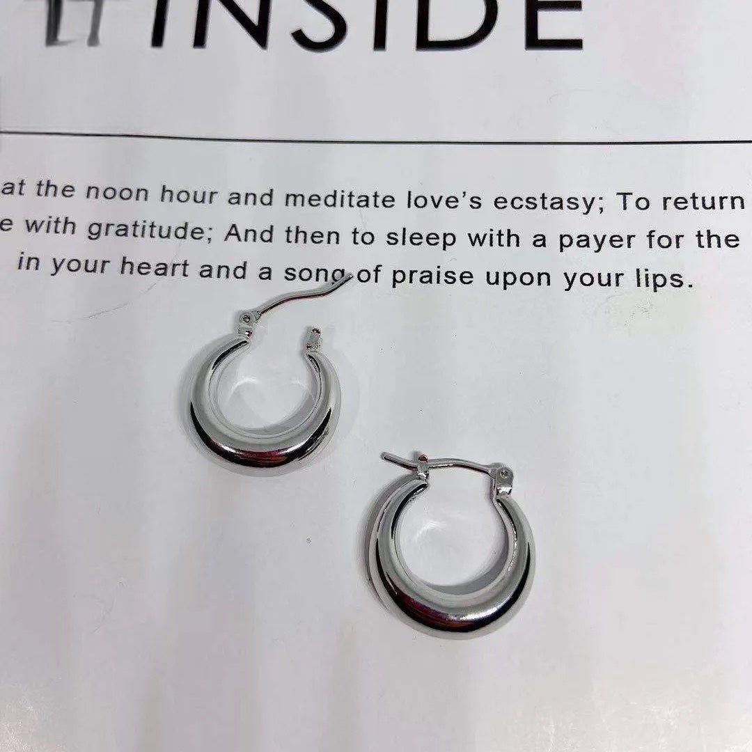 עגיל חישוק קלאסי