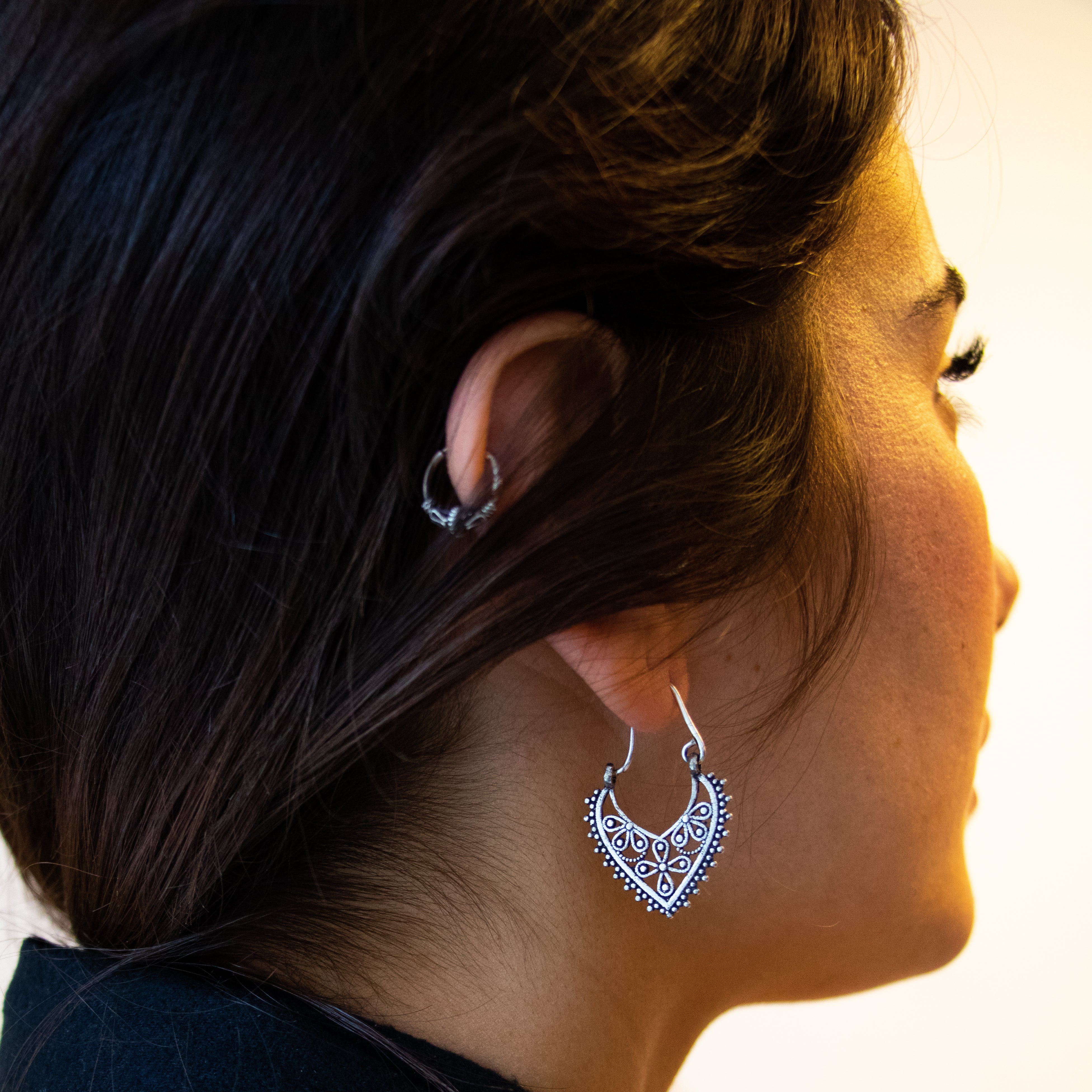 עגילי כסף לאקשמי