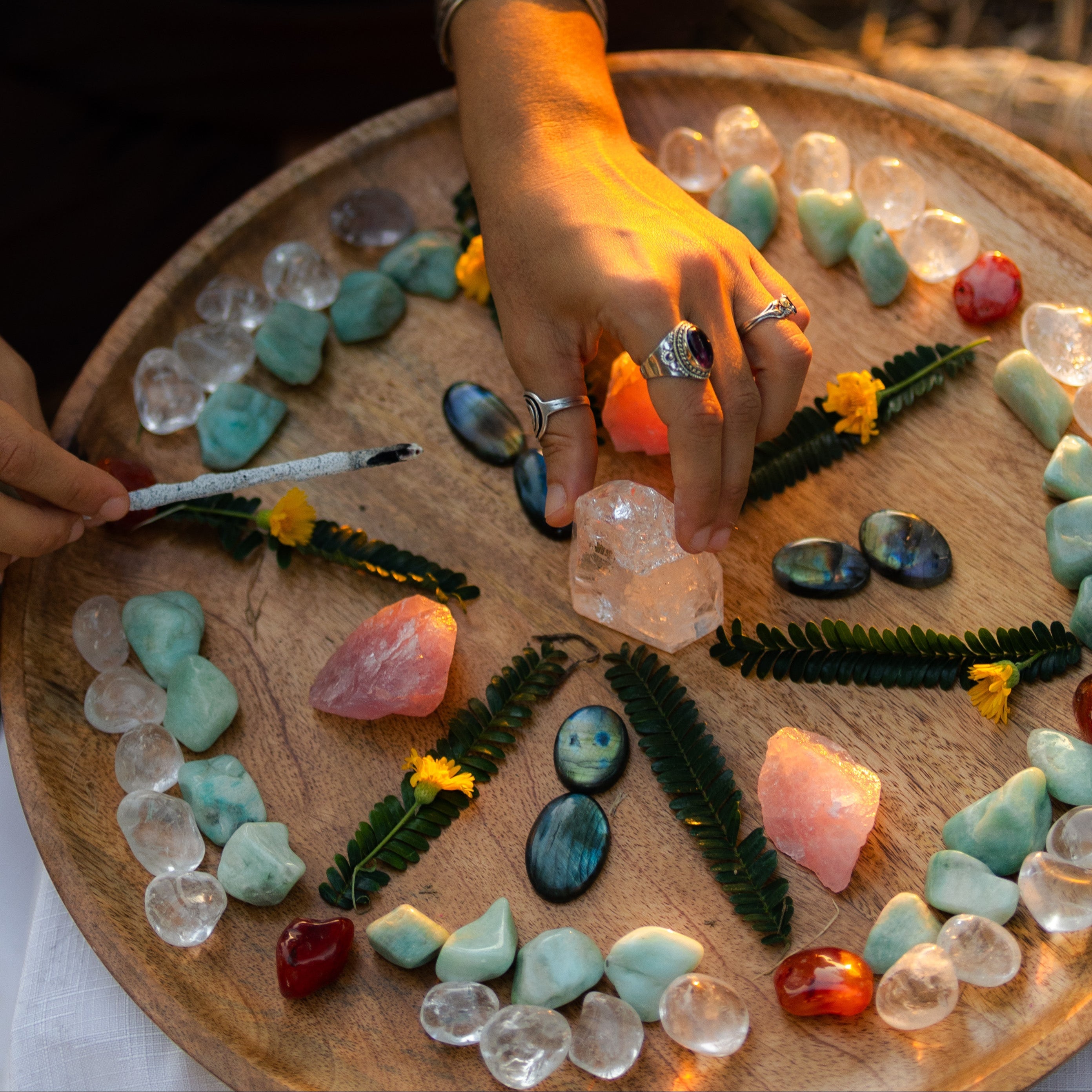 קריסטלים ואבני אנרגיה