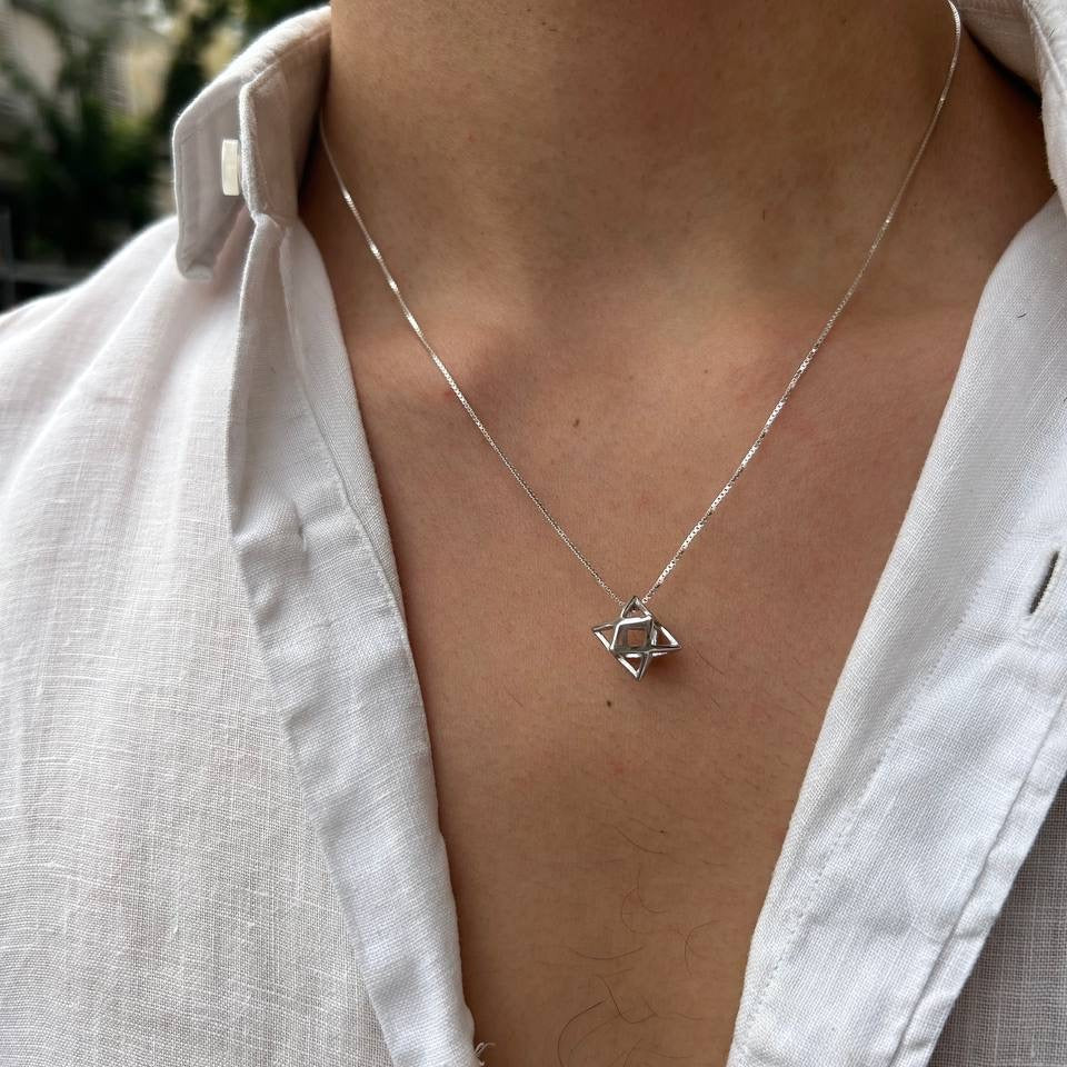 שרשרת עם תליון מרכבה כסף