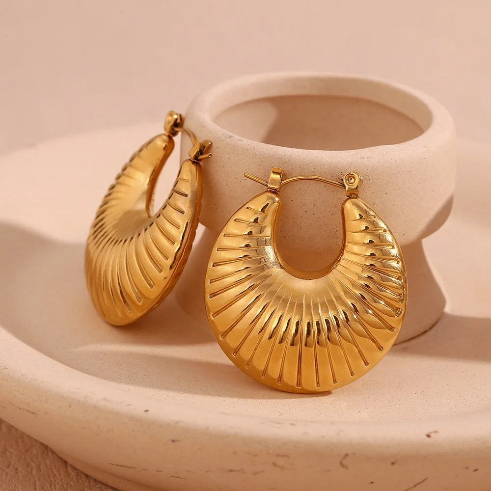 עגילי חישוק דילן