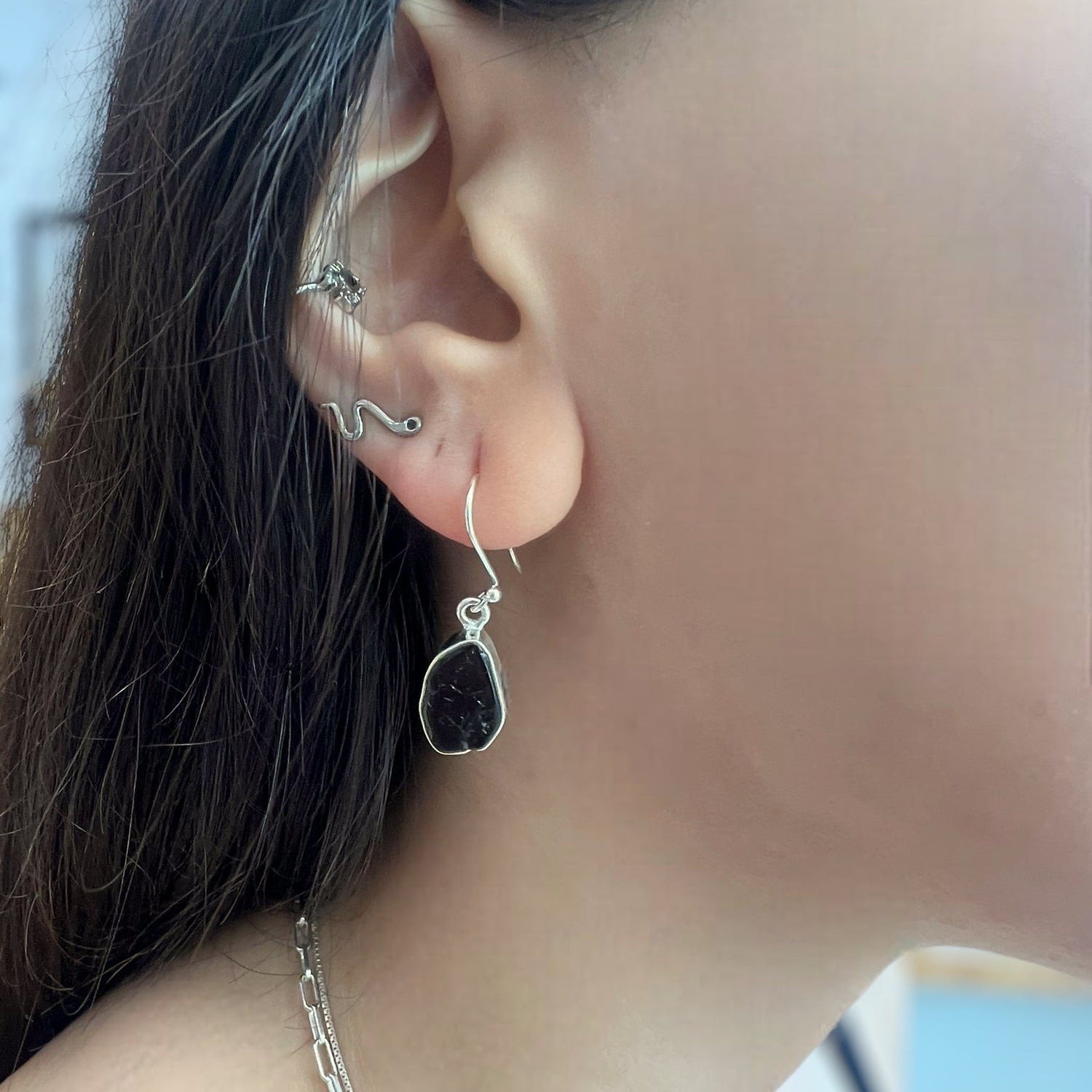 עגילי רוקי טורמלין