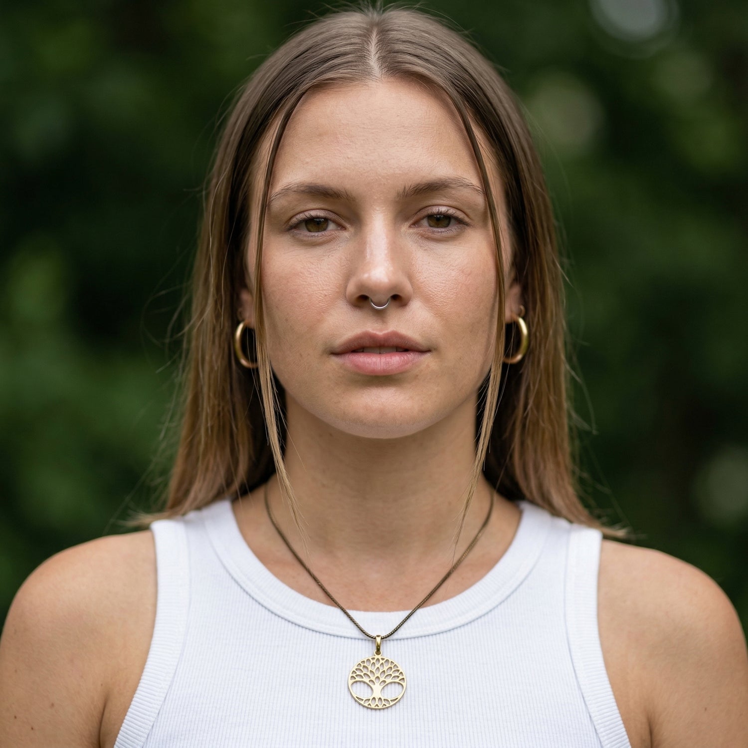 שרשרת עם תליון עץ החיים דגם חלק