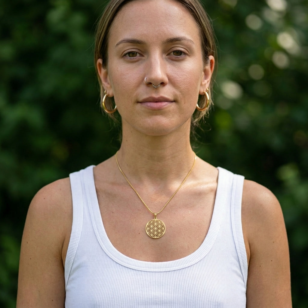 שרשרת עם תליון פרח החיים בינוני