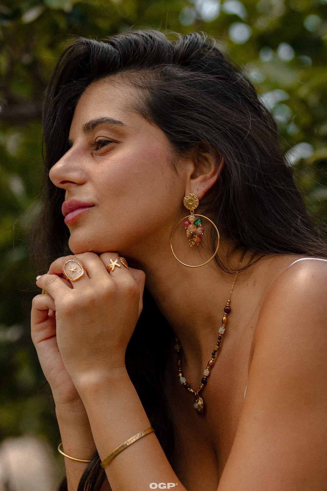 עגיל צבעוני זהב